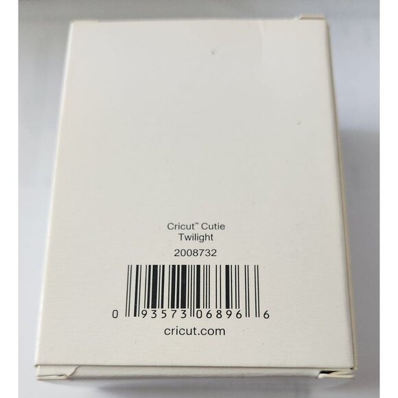 Cricut Cutie Twilight Collectible Figurine 7.6cm Tall Ages 12+ Cute Desk Buddy - Picture 9 of 16